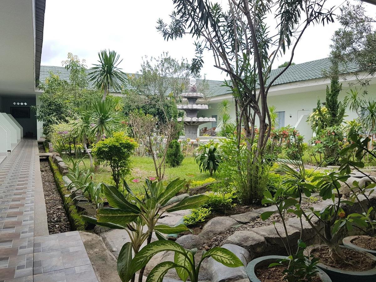 Komodo Boutique Hotel Labuan Bajo Esterno foto